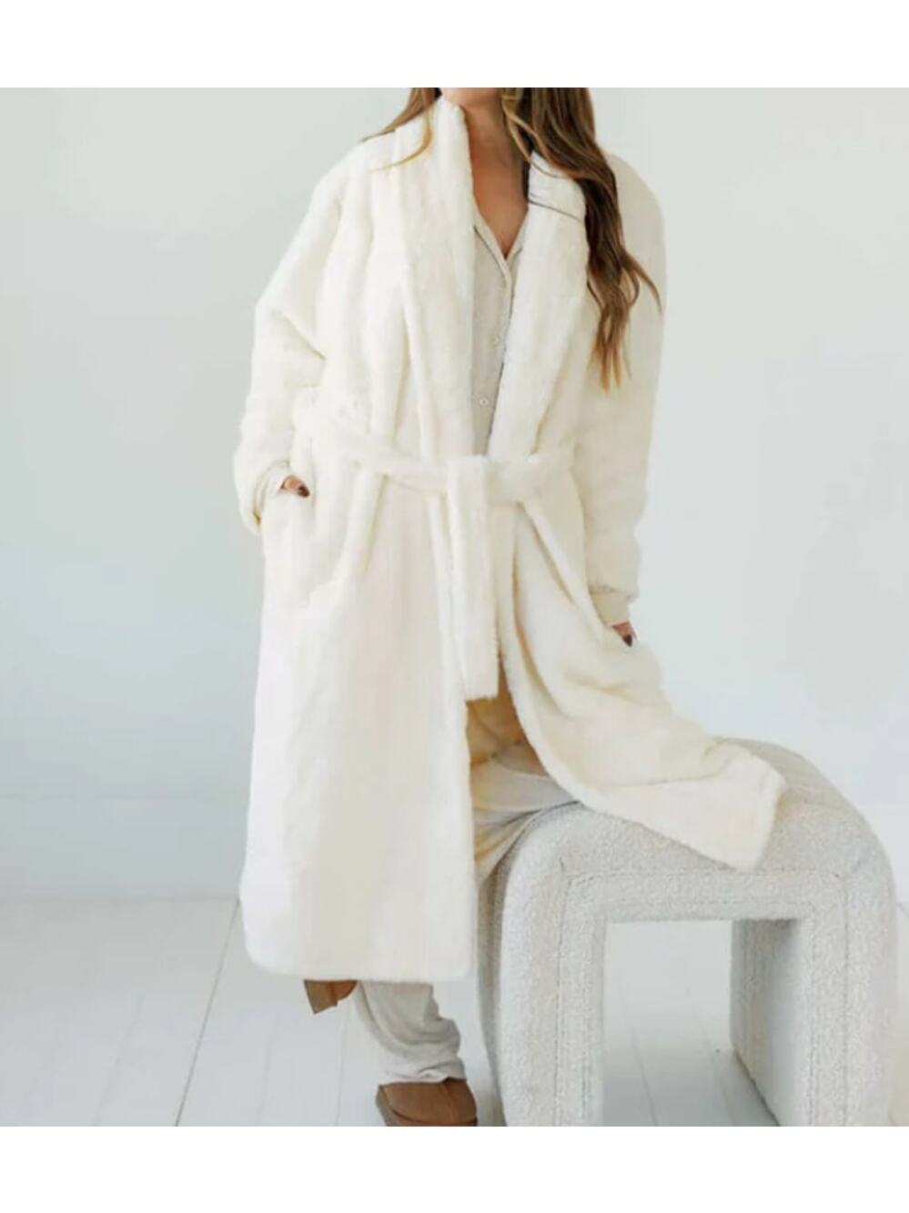 Minky Couture Cream Designer Robe Plush & Soft Faux Fur Heavy Size XS